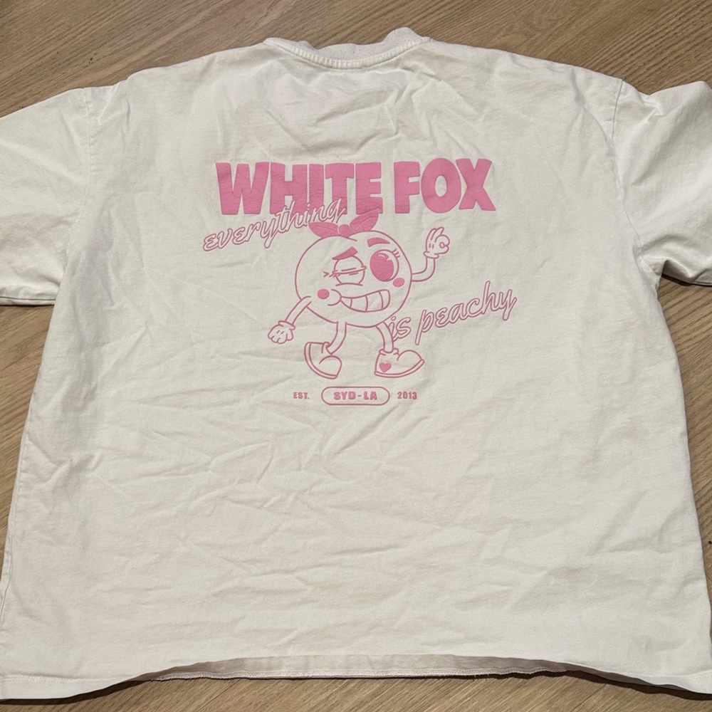 White fox Peachy Tee